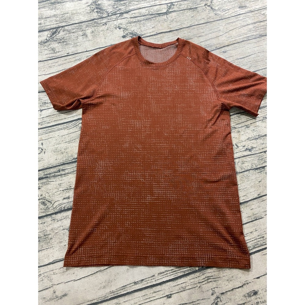 Lululemon Mens S Metal Vent Tech Short Sleeve Athletic Shirt Rust Orange